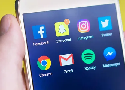 Snapchat ouvre sa messagerie à la publicité avec Sponsored Snaps